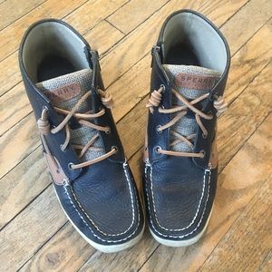 Gently worn high top Sperry’s